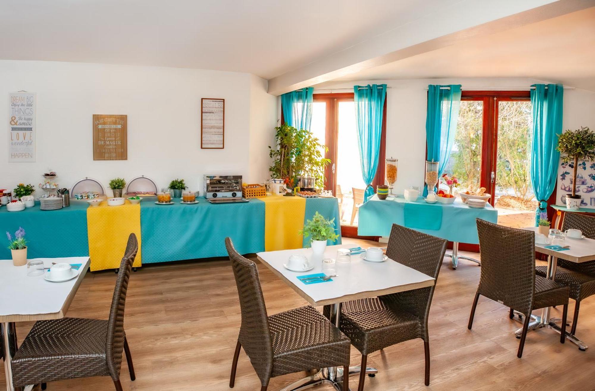 Hotel Atlantide Biscarrosse Bagian luar foto