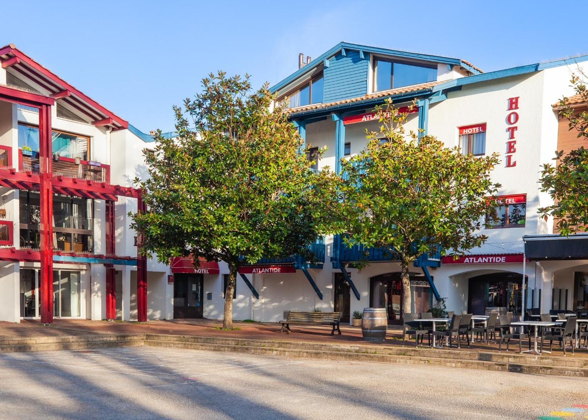 Hotel Atlantide Biscarrosse Bagian luar foto