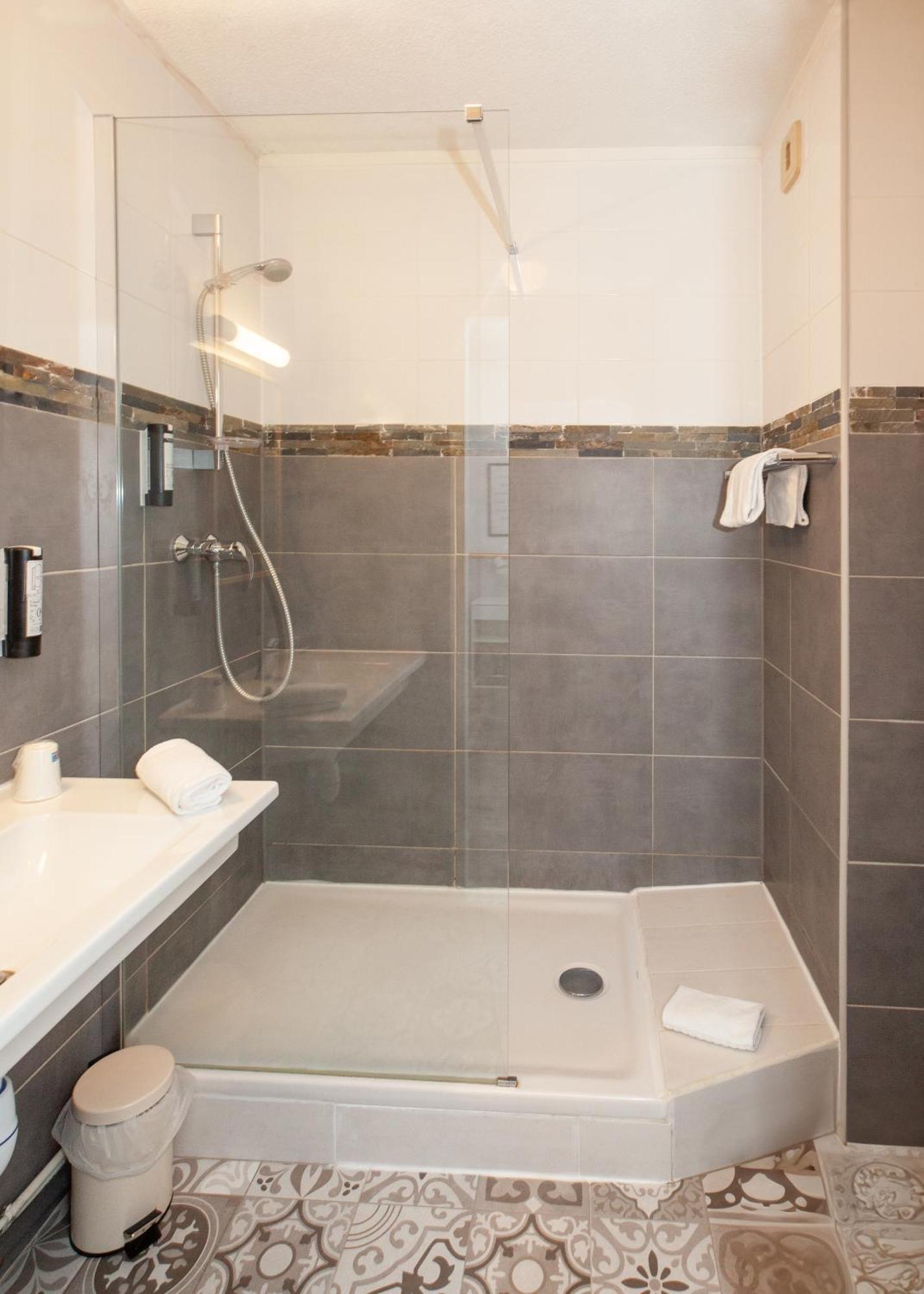 Hotel Atlantide Biscarrosse Bagian luar foto