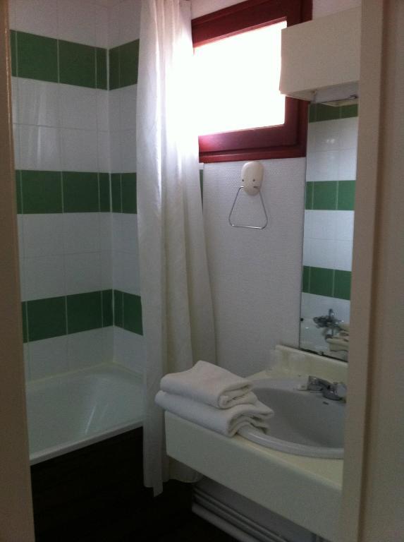 Hotel Atlantide Biscarrosse Ruang foto